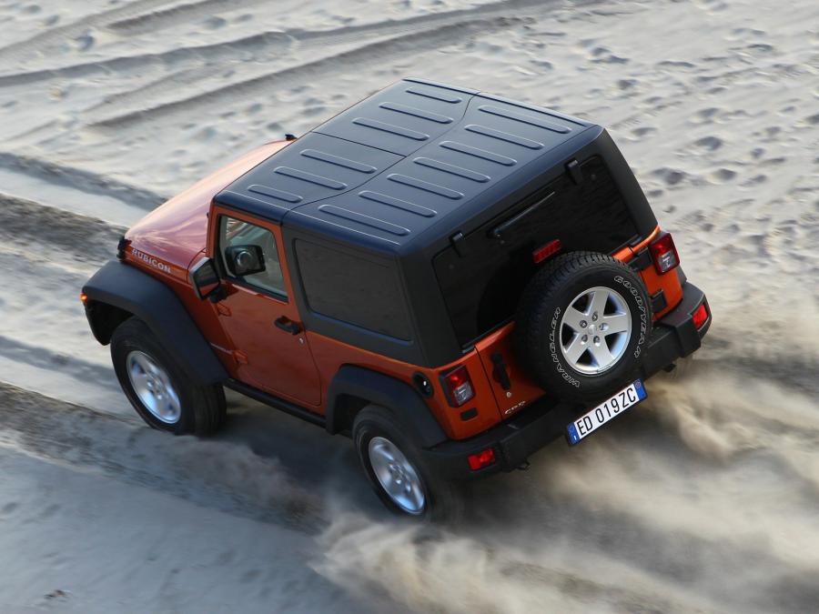  Jeep Wrangler Rubicon 2011 года  (EU) (фото 19 из 30)